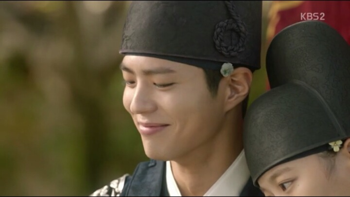 [구르미그린달빛] 본격 사내연애 시작한 이영 세자와 홍삼놈.jpg | 인스티즈