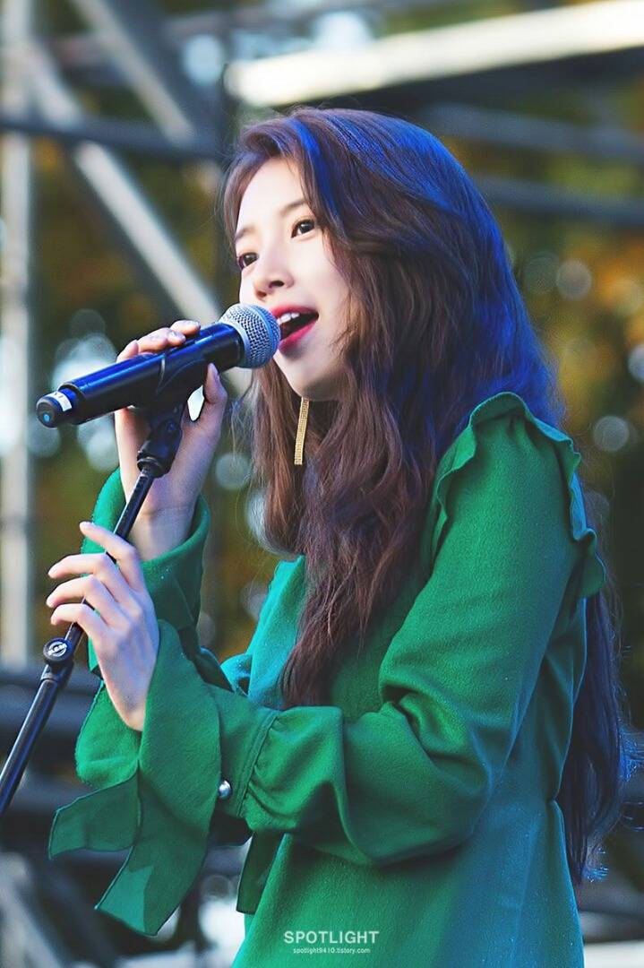 일본방송에 소개된 한국의 유행포즈 | 인스티즈