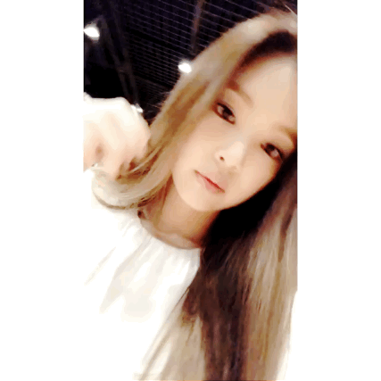 블랙핑크 제니 움짤 모음.insta | 인스티즈