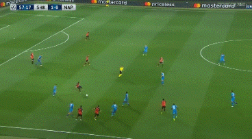 펩이 노리는 프레드.gif | 인스티즈