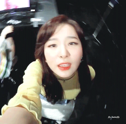 [움짤] [레드벨벳] 뮤비 코멘터리 셀프캠 움짤 아이린 슬기 | 인스티즈