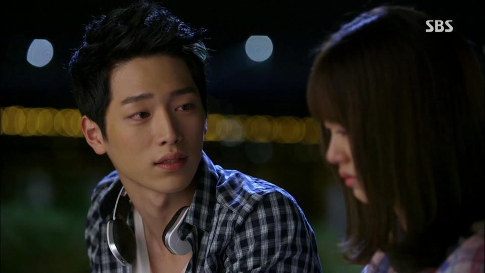 16학번 새내기들이 대학오면 볼 수 있는 흔한 선배 유형 (사실주의) | 인스티즈