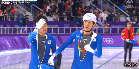 정재원 챙겨주는 이승훈 .gif | 인스티즈