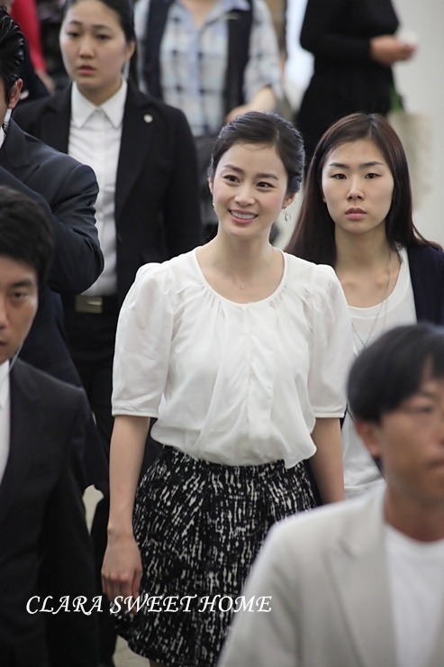 김태희가 했던 머리로 보는 여자들의 각종 헤어스타일.jpg | 인스티즈