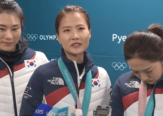 여컬링 은메달 수상이후 인터뷰ㅋㅋㅋㅋㅋㅋ.gif | 인스티즈