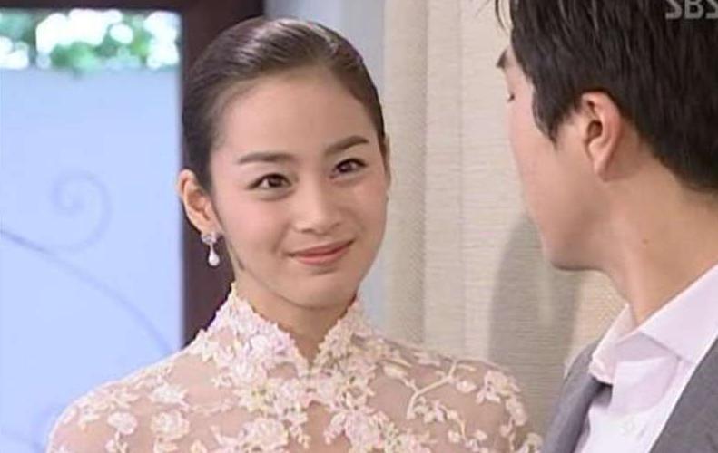 김태희가 했던 머리로 보는 여자들의 각종 헤어스타일.jpg | 인스티즈