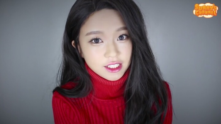 한 뷰티 유튜버의 개쩌는 연예인 메이크업 | 인스티즈