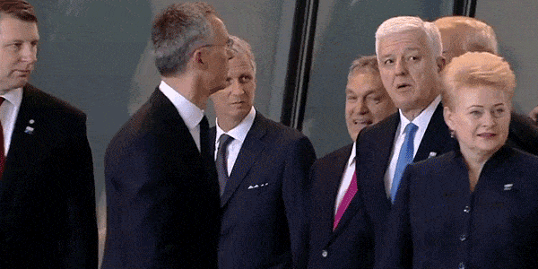 남자들은 뭔지 아는 은근히 빡치는 행동.gif | 인스티즈