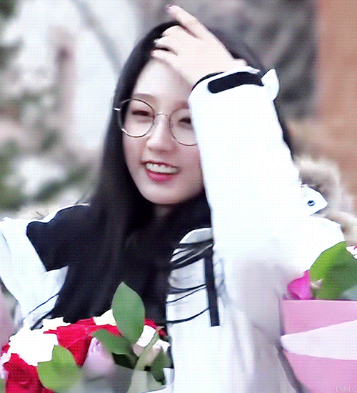 러블리즈에 가장 늦게 합류한 멤버.jpgif | 인스티즈