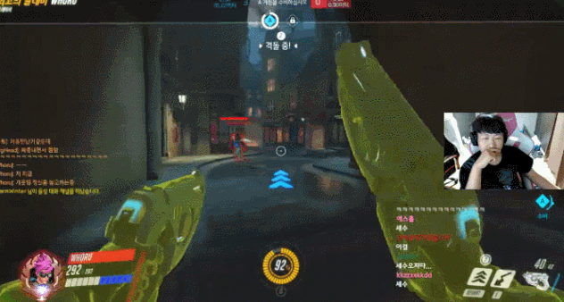 [오버워치] 후아유 트레이서 궁-점멸-점멸 속도. gif | 인스티즈