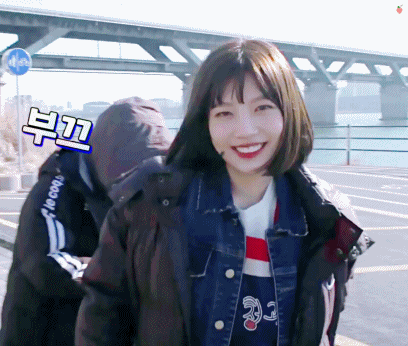 레드벨벳 조이 단발.gif | 인스티즈