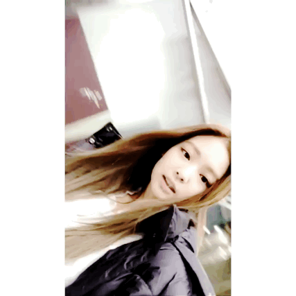 블랙핑크 제니 움짤 모음.insta | 인스티즈