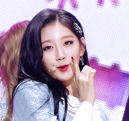 러블리즈에 가장 늦게 합류한 멤버.jpgif | 인스티즈