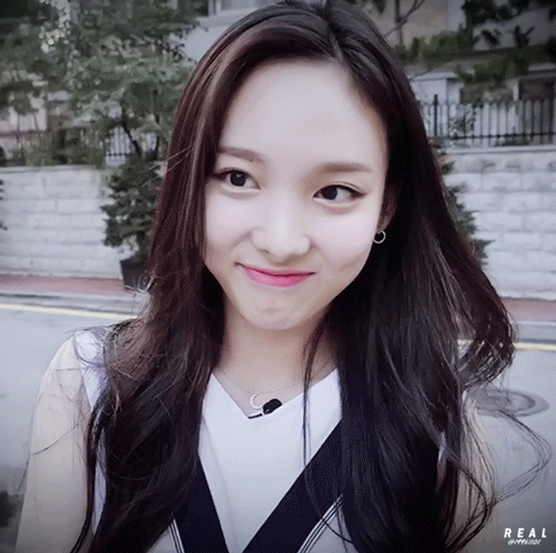 매력있는 나연쓰.gif | 인스티즈