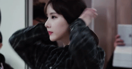 섹시하게 머리 묶는 은하 | 인스티즈