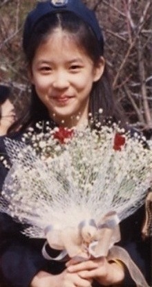 여자 연예인 어릴때 사진들 - 이중에 몇명이나 맞출수 있습니까? | 인스티즈