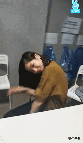 [트와이스] 모모 따라하는 멤버들 | 인스티즈