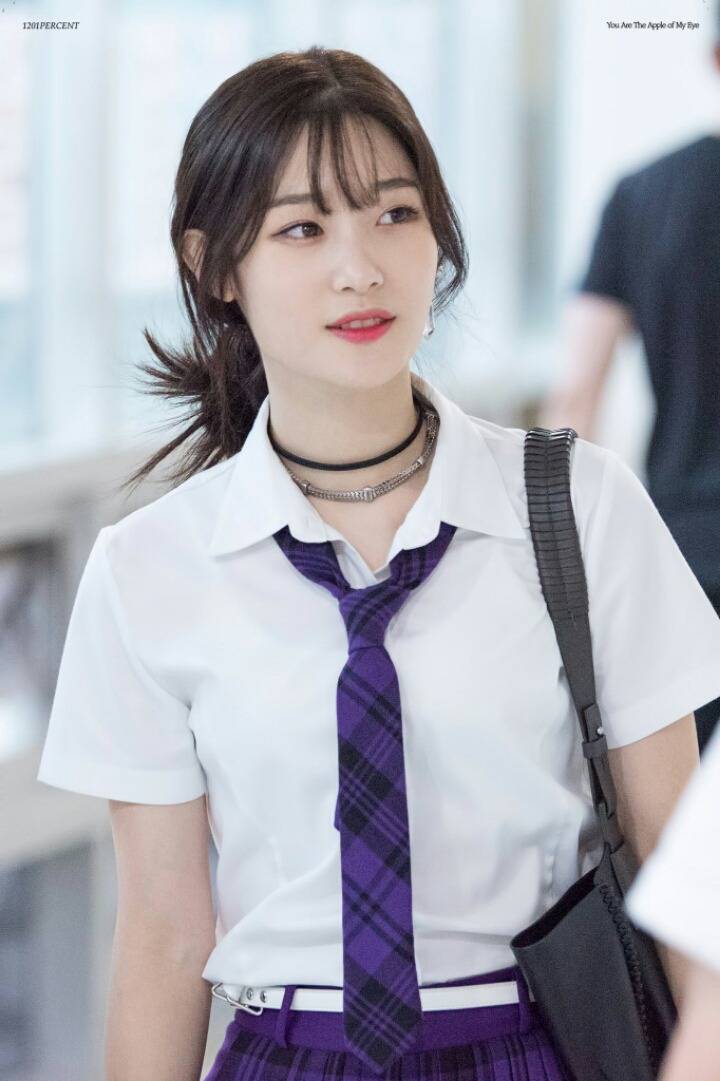 흰 의상이 참 잘어울리는 처자 | 인스티즈