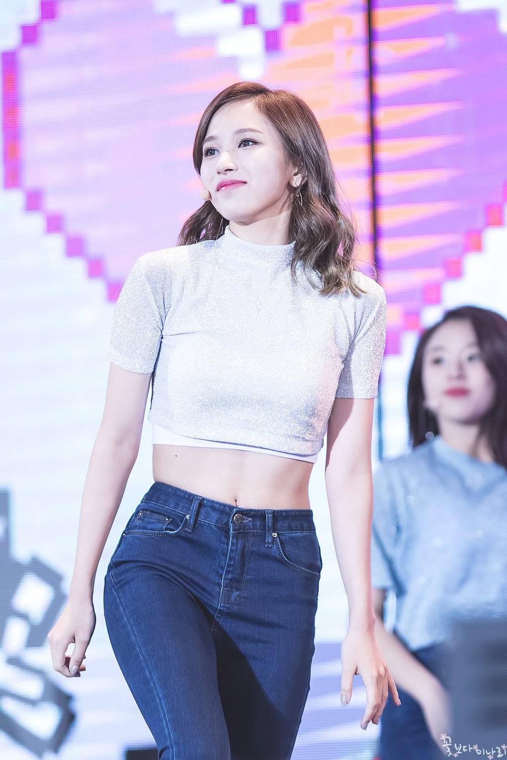 묘이 미나 복근 하앙.. | 인스티즈