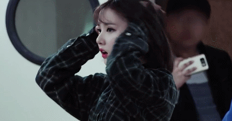 섹시하게 머리 묶는 은하 | 인스티즈