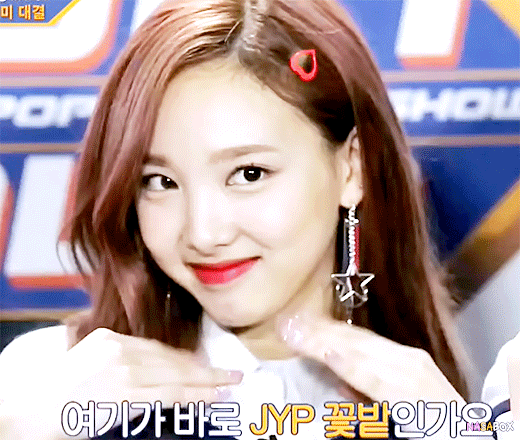 트와이스 브랜뉴걸 MV를 같이 본 연예부 기자들 반응 ㅋㅋㅋ | 인스티즈