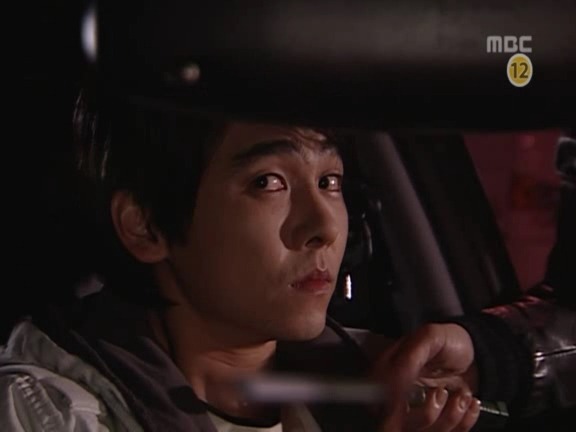 [거침없이하이킥] 장난감으로 싸우는 박해미랑 민용이 ㅋㅋㅋㅋㅋㅋ.jpg | 인스티즈