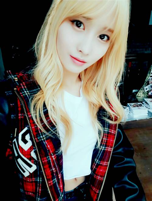 트와이스 모모 무대 아래 vs 무대 위 | 인스티즈