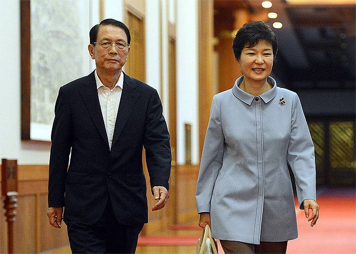 사진 9장으로 보는 두 대통령 비서실장의 소름돋는 인생 | 인스티즈