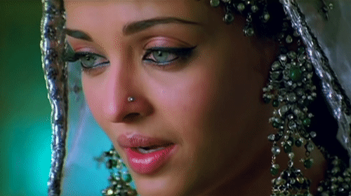 [아이쉬와라아이] 인도 고대 여신이 현존하면 이런 모습일것 같은 | 인스티즈