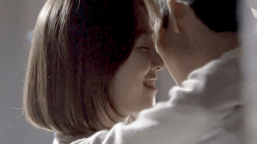SBS 연기대상에서 '키스장인 상' 받은 키스신 gif | 인스티즈