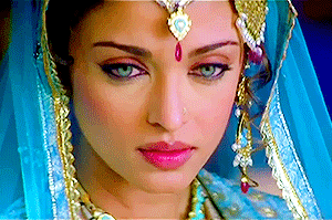 [아이쉬와라아이] 인도 고대 여신이 현존하면 이런 모습일것 같은 | 인스티즈