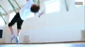 현실 스파이더맨 돋는 톰 홀랜드.gif | 인스티즈