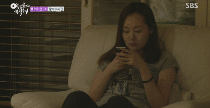 딸과 함께 아침을 맞이하는 아빠 유형.gif | 인스티즈