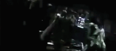 어벤져스 공식 트레일러에서 빠진 유출 장면.gif | 인스티즈