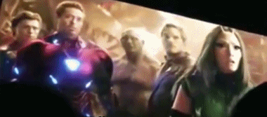 어벤져스 공식 트레일러에서 빠진 유출 장면.gif | 인스티즈