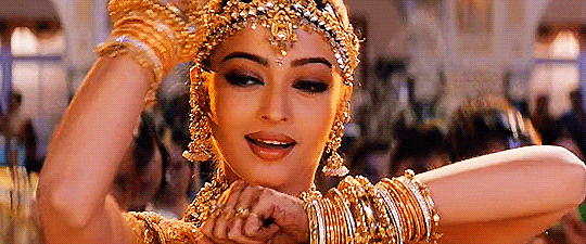 [아이쉬와라아이] 인도 고대 여신이 현존하면 이런 모습일것 같은 | 인스티즈