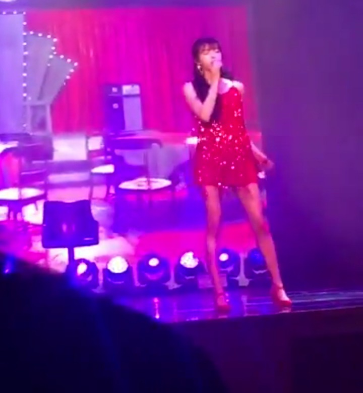 오마이걸 막콘 유아 개인무대 사진 의상ㄷㄷ(밤편지+하바나) | 인스티즈