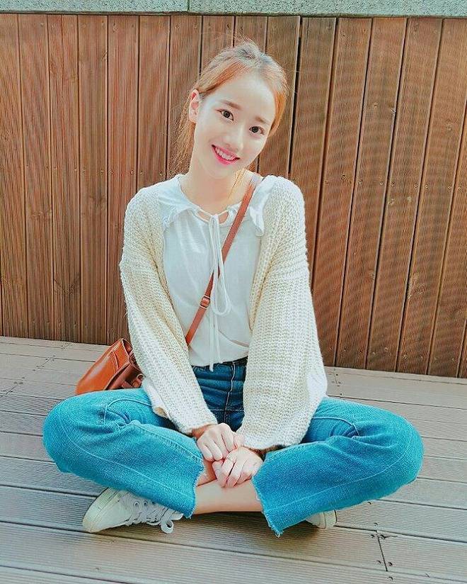 여친룩의 정석 에이프릴 나은 | 인스티즈