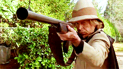 한번 시작하면 끝날 때까지 되돌릴 수 없는 게임 : 쥬만지 (1995) | 인스티즈