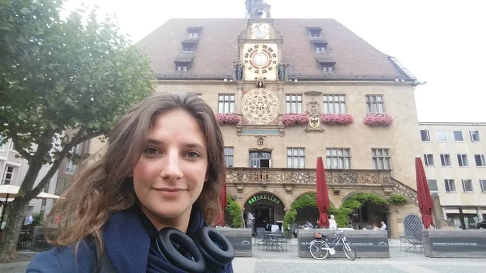 월세 너무 비싸서 기차에서 생활하는 독일의 여대생.JPG | 인스티즈