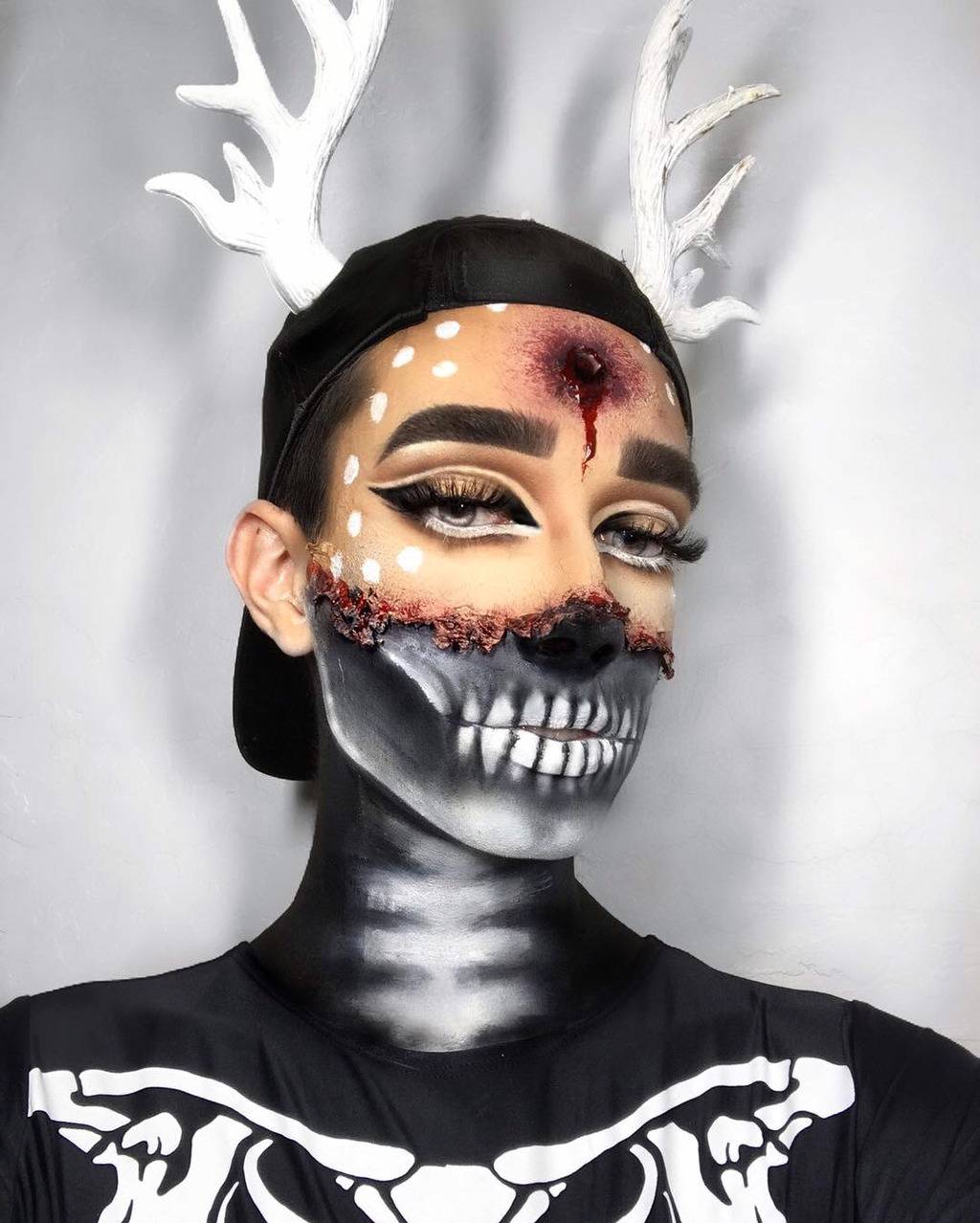 메이크업 천재로 코덕들 사이에서 유명한 99년생 남자 유튜버 | 인스티즈