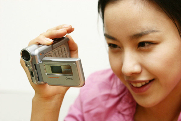 친구가 가지고 오면 신기했던 폰.JPG | 인스티즈