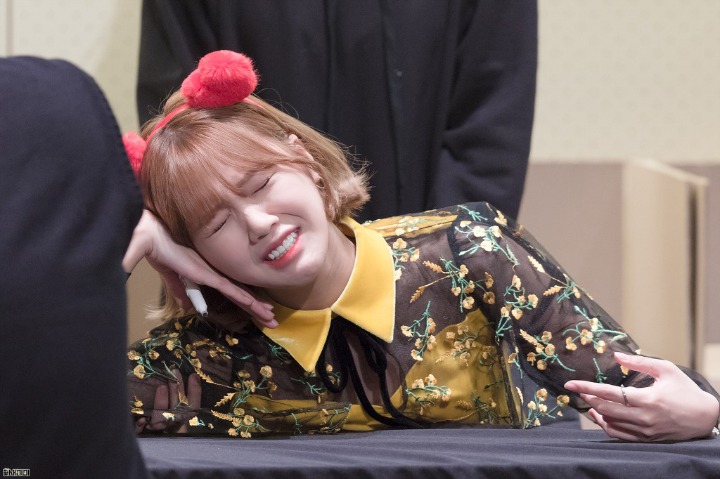 오마이걸 서열 꼴찌 | 인스티즈