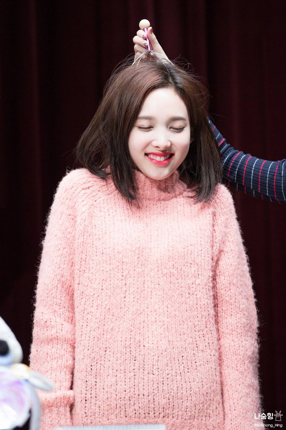 이제 시크해지고 싶은 나연 | 인스티즈