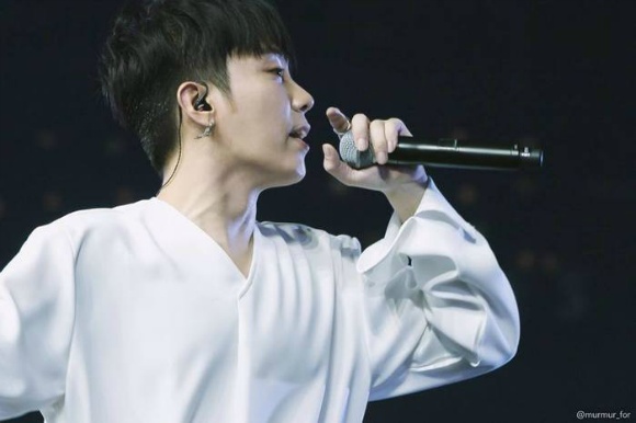 예능에서 아무리 웃겨도 본투비 아이돌임을 증명한 두사람 | 인스티즈