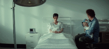 준비가 안된 상태에서 엄마가 됐어요. 그리고 제 아이가 안 예뻐요.gif | 인스티즈