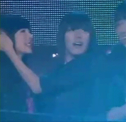 소시 멤버들이 써니 귀 막아주는 이유 | 인스티즈