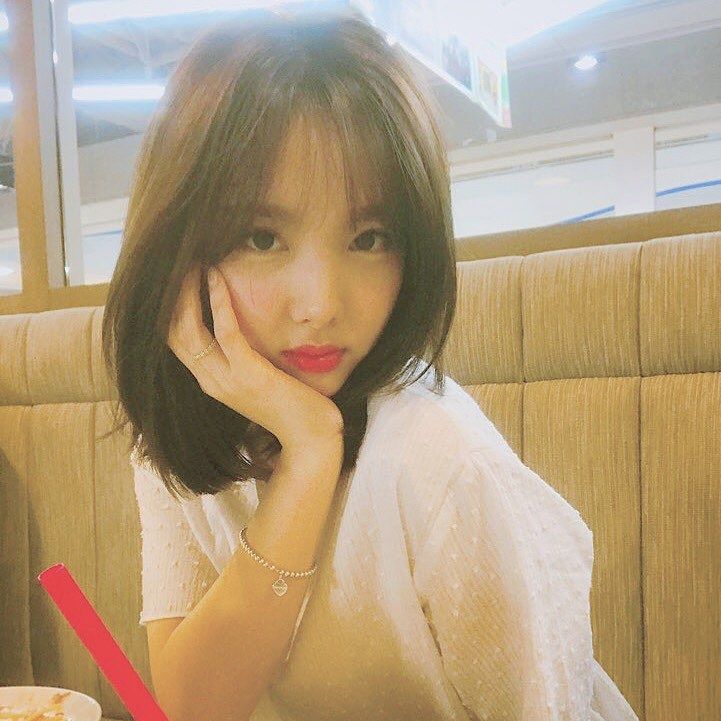 이제 시크해지고 싶은 나연 | 인스티즈