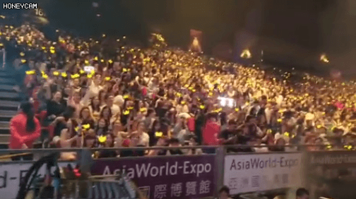 소름돋는 지드래곤 홍콩 콘서트 상황.jpgif | 인스티즈