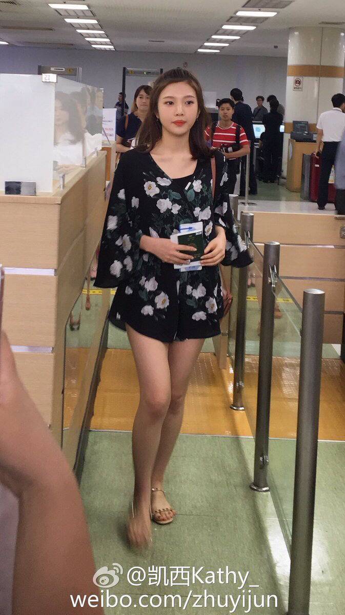 레드벨벳 조이 실물 느낌 | 인스티즈